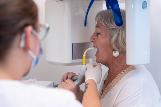 Best Mobile Emergency Dentist in Shackle Island, TN